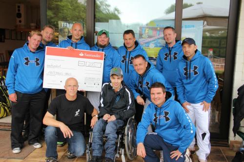 2013_hstv_10_20151006_1993496126